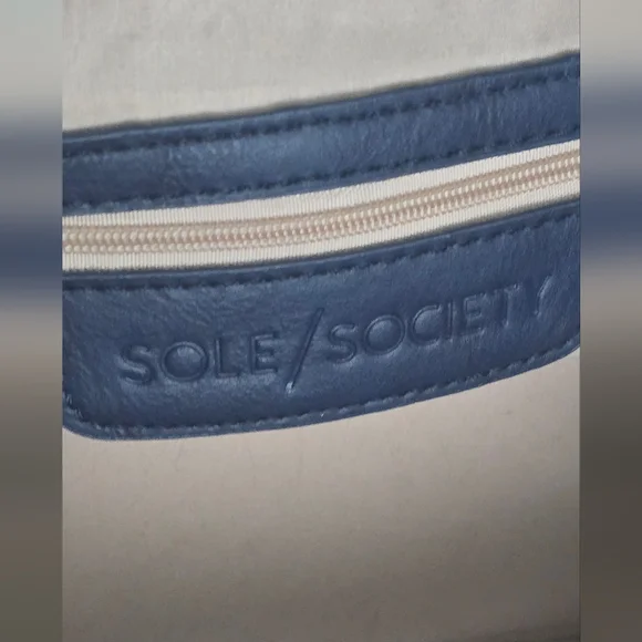 Carry On by Sole Society - Picture 6 of 15